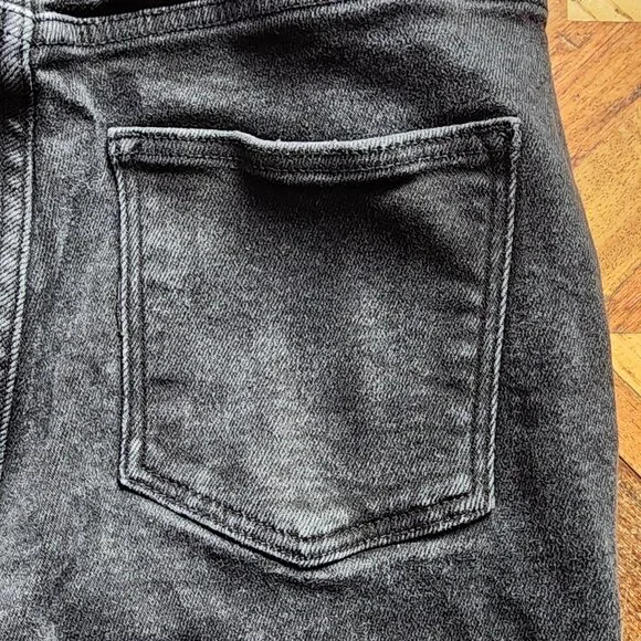 Denim&Co Faded Black Skinny Jeans Size 8